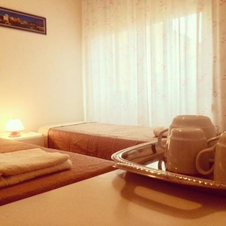 A Due Passi Hotel La Maddalena  Buitenkant foto