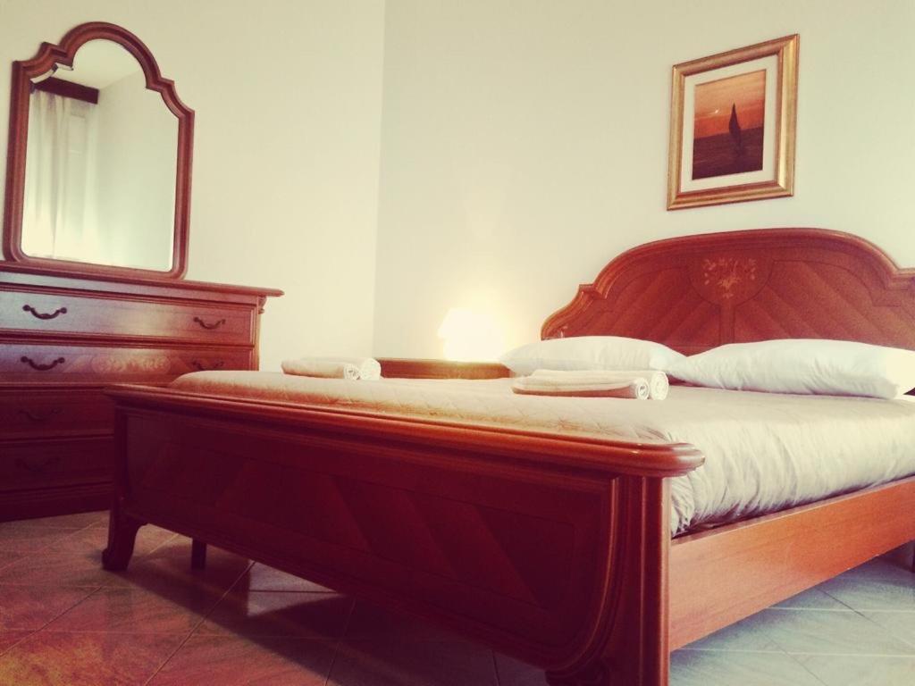 A Due Passi Hotel La Maddalena  Buitenkant foto